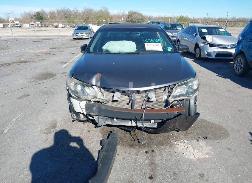 Photo 6 of 2013 Toyota Camry SE (VIN 4T1BF1FK9DU229826)