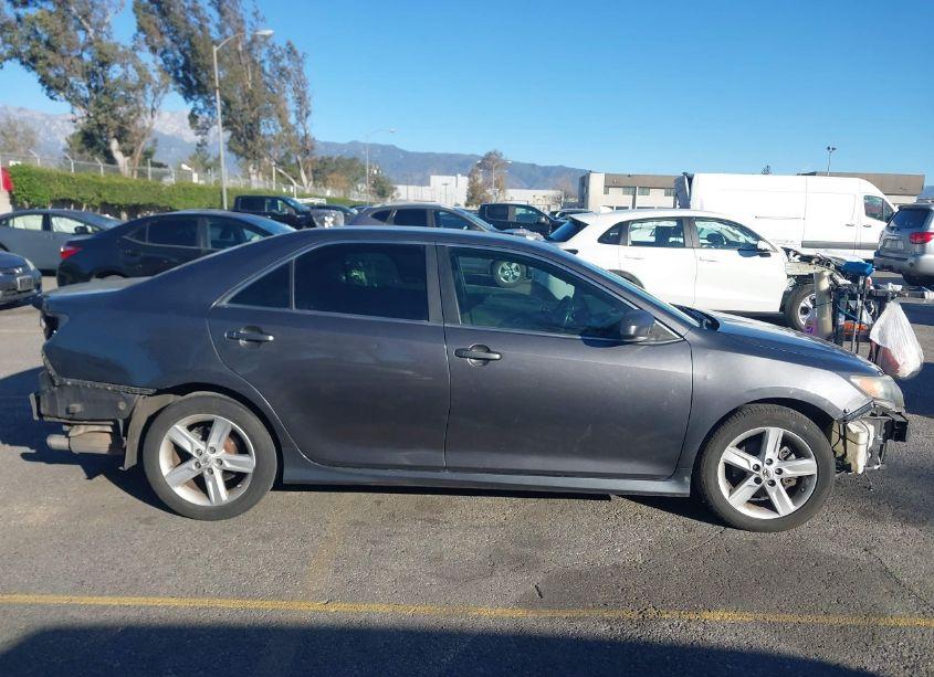 Photo 14 of 2013 Toyota Camry SE (VIN 4T1BF1FK9DU234024)