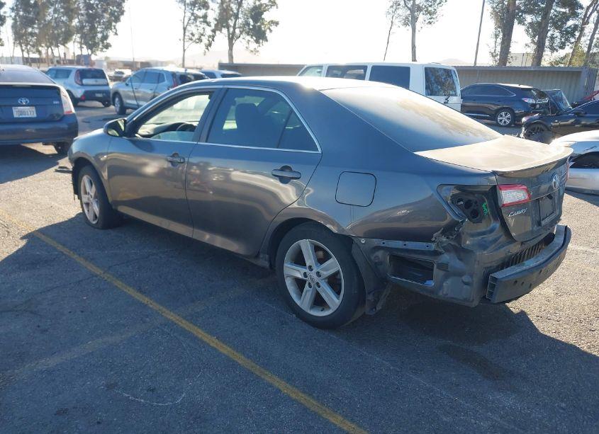 Photo 3 of 2013 Toyota Camry SE (VIN 4T1BF1FK9DU234024)