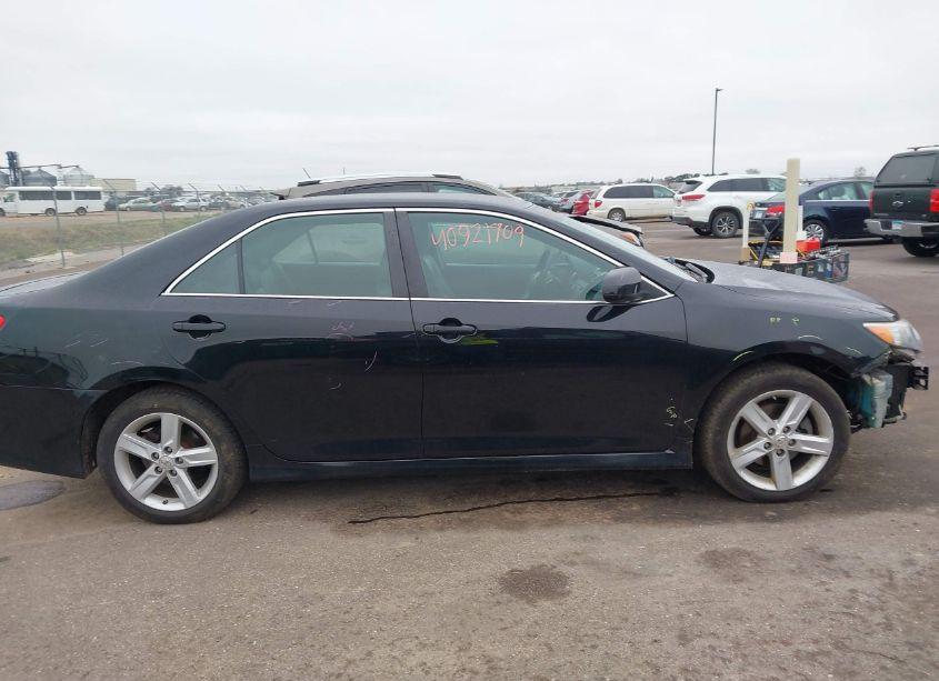 Photo 14 of 2013 Toyota Camry SE (VIN 4T1BF1FK9DU235142)