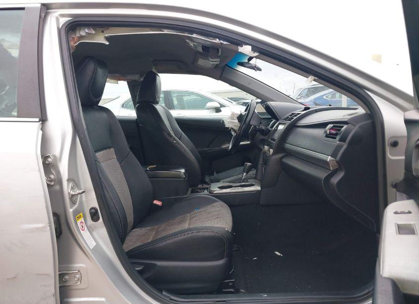 Photo 5 of 2013 Toyota Camry SE (VIN 4T1BF1FK9DU258632)