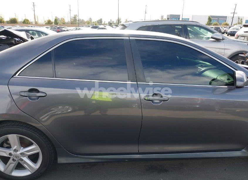 Photo 13 of 2013 Toyota Camry SE (VIN 4T1BF1FK9DU268335)