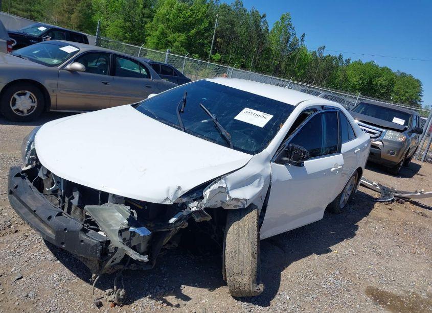 Photo 2 of 2013 Toyota Camry SE (VIN 4T1BF1FK9DU271803)