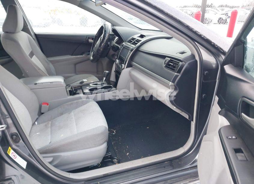 Photo 5 of 2013 Toyota Camry LE (VIN 4T1BF1FK9DU272353)