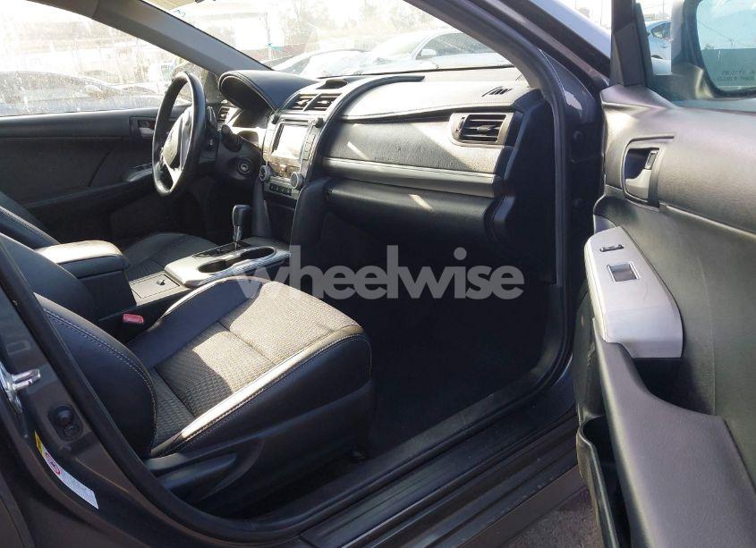 Photo 5 of 2013 Toyota Camry SE (VIN 4T1BF1FK9DU278525)