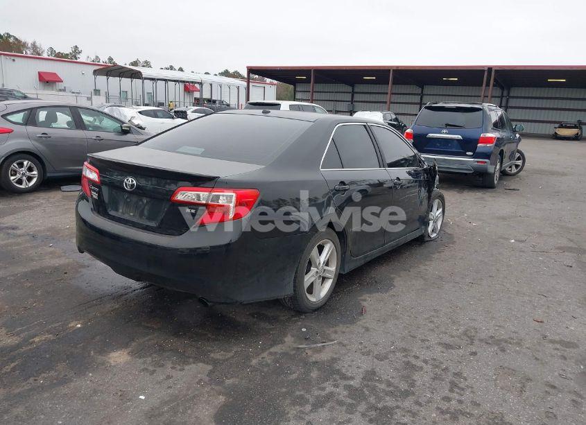 Photo 4 of 2013 Toyota Camry SE (VIN 4T1BF1FK9DU284289)