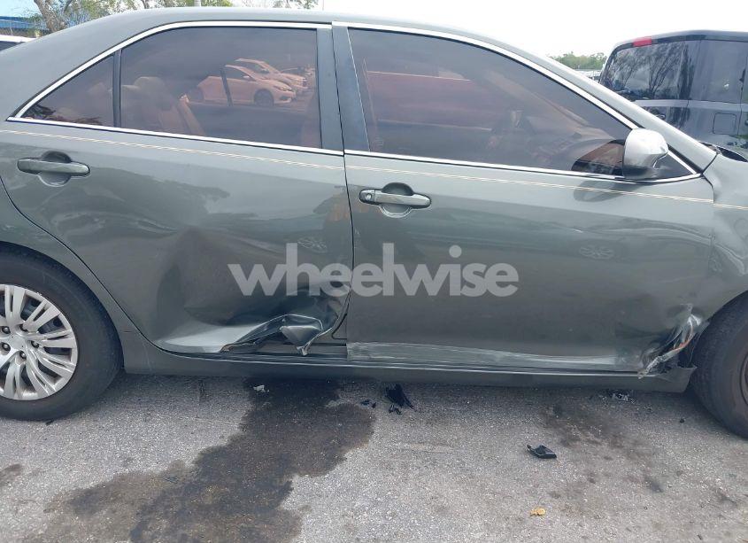 Photo 6 of 2013 Toyota Camry L (VIN 4T1BF1FK9DU669593)