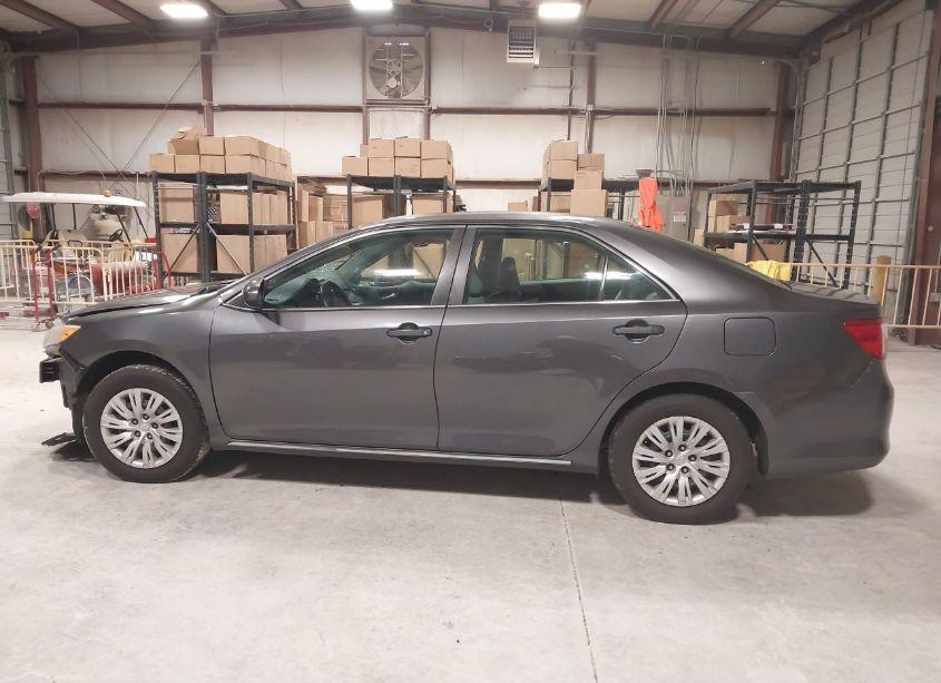 Photo 15 of 2013 Toyota Camry LE (VIN 4T1BF1FK9DU682599)