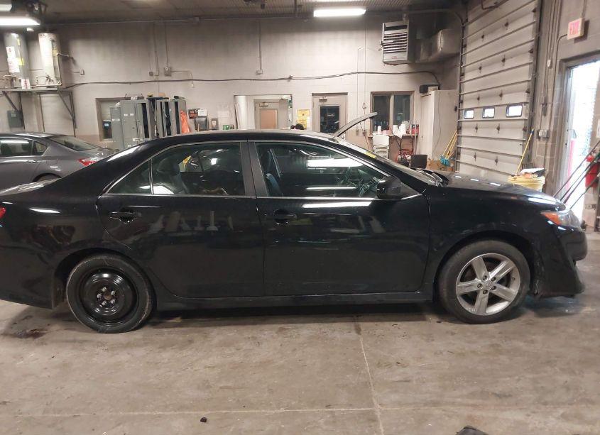 Photo 14 of 2013 Toyota Camry SE (VIN 4T1BF1FK9DU703516)