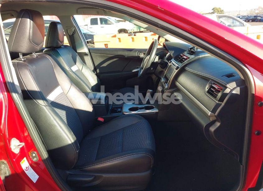 Photo 5 of 2013 Toyota Camry SE (VIN 4T1BF1FK9DU711860)