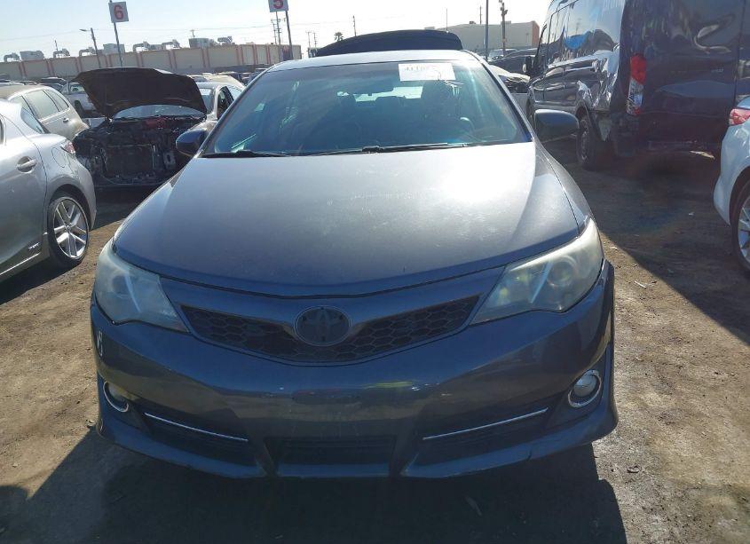 Photo 12 of 2014 Toyota Camry SE (VIN 4T1BF1FK9EU325683)