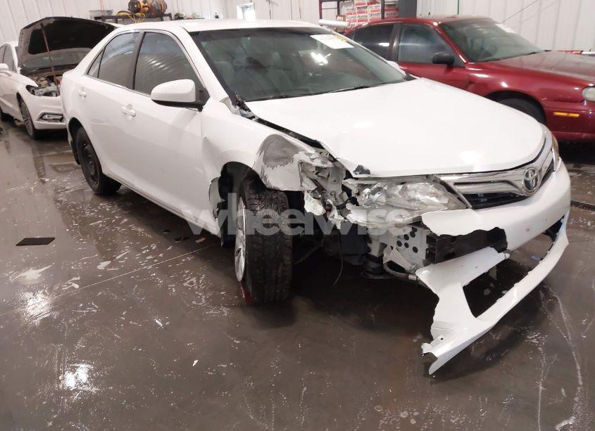 Photo 6 of 2014 Toyota Camry LE (VIN 4T1BF1FK9EU333315)