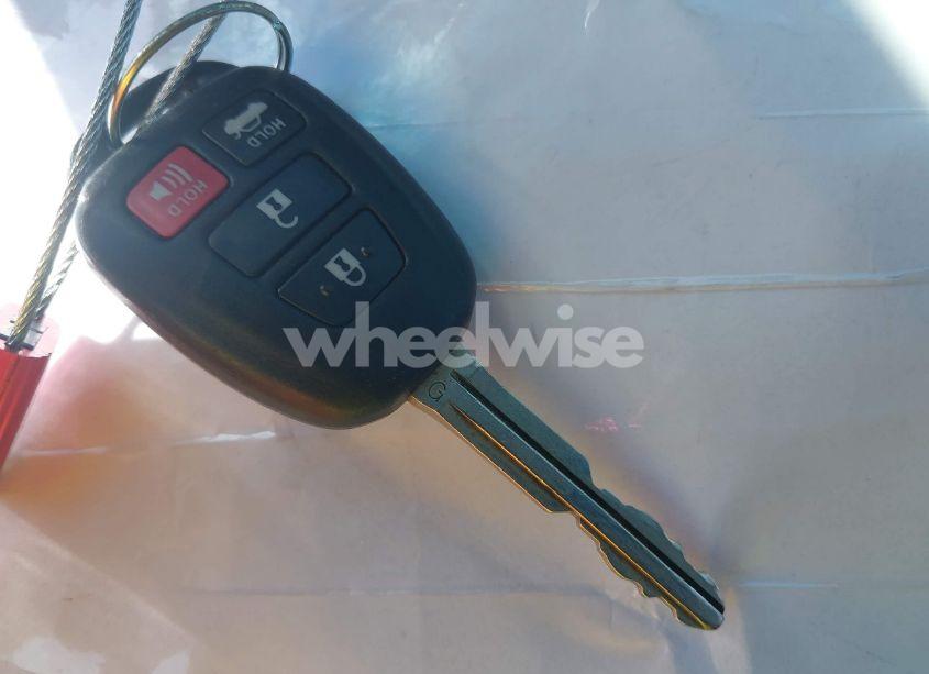 Photo 11 of 2014 Toyota Camry SE (VIN 4T1BF1FK9EU344301)