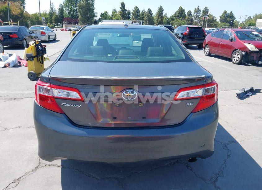 Photo 16 of 2014 Toyota Camry SE (VIN 4T1BF1FK9EU344301)