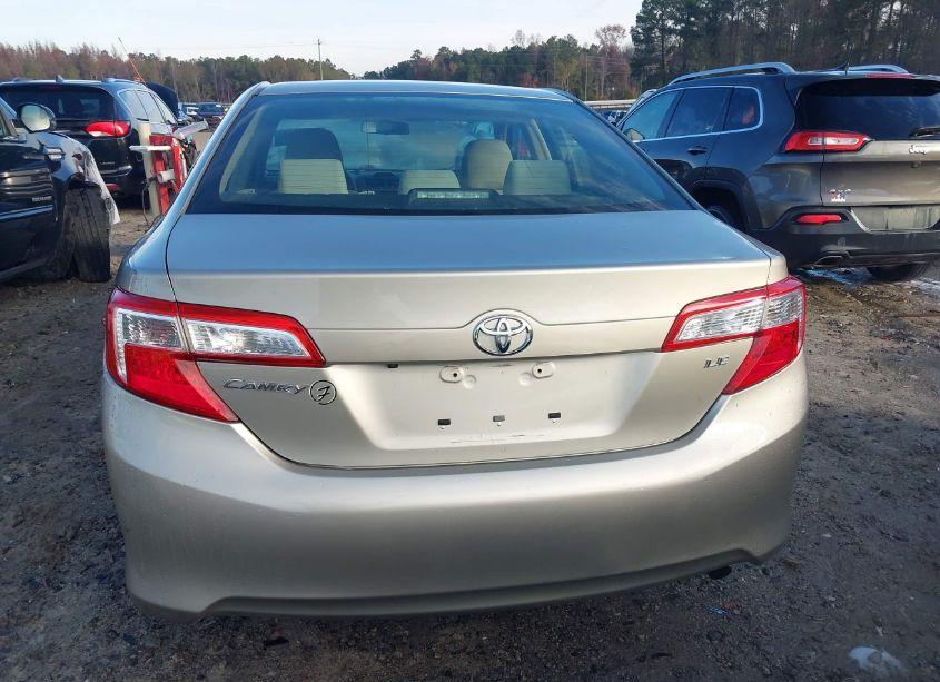 Photo 17 of 2014 Toyota Camry LE (VIN 4T1BF1FK9EU361714)