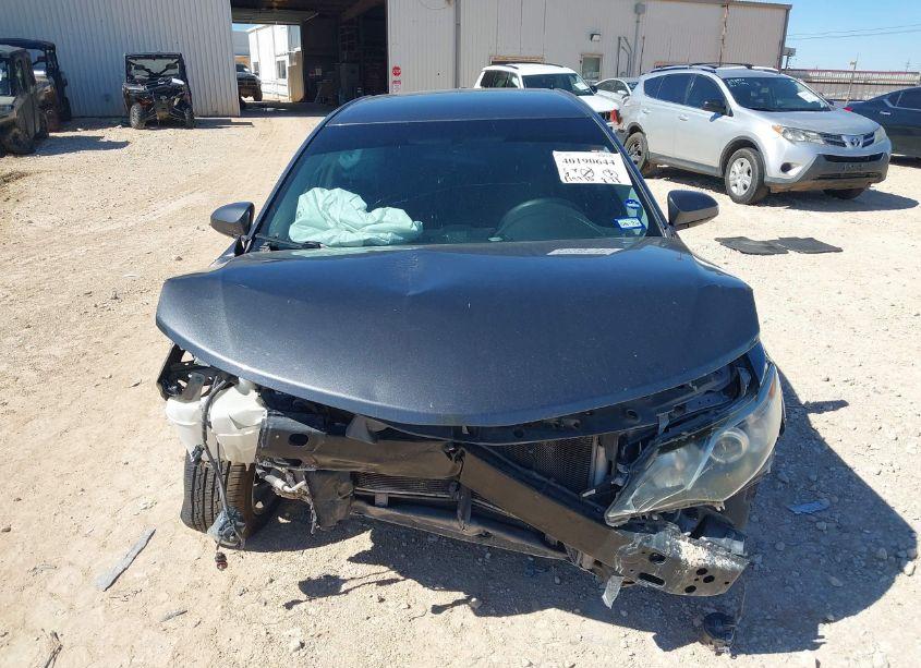 Photo 13 of 2014 Toyota Camry SE (VIN 4T1BF1FK9EU382496)