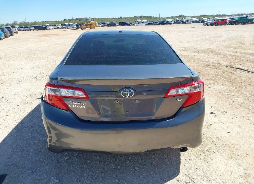 Photo 17 of 2014 Toyota Camry SE (VIN 4T1BF1FK9EU382496)