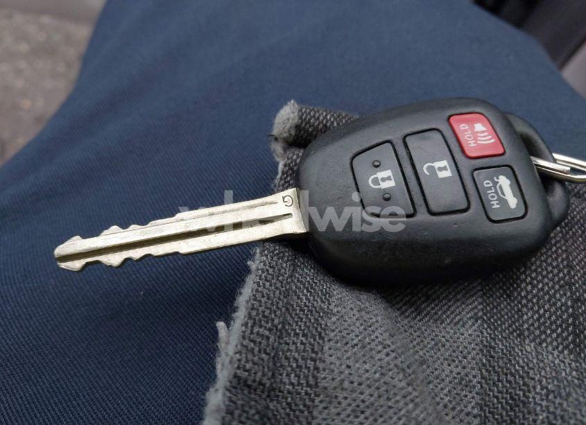 Photo 11 of 2014 Toyota Camry LE (VIN 4T1BF1FK9EU387066)