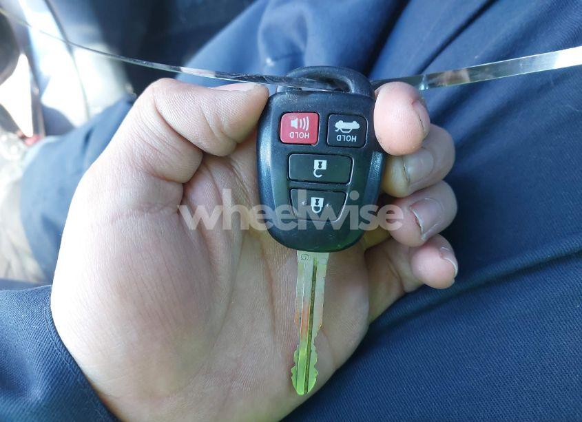 Photo 11 of 2014 Toyota Camry SE (VIN 4T1BF1FK9EU387262)