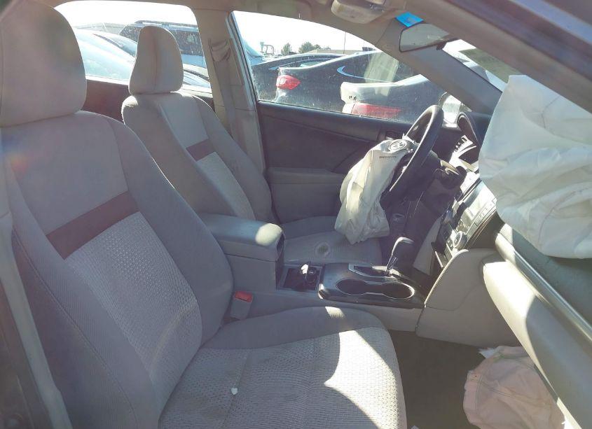 Photo 5 of 2014 Toyota Camry LE (VIN 4T1BF1FK9EU395863)