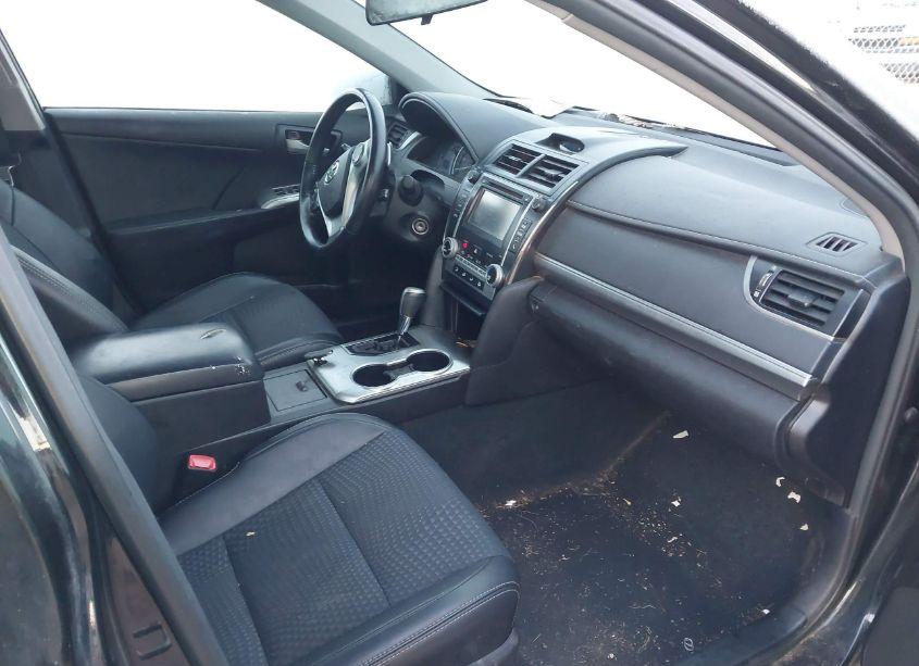 Photo 5 of 2014 Toyota Camry SE (VIN 4T1BF1FK9EU397967)