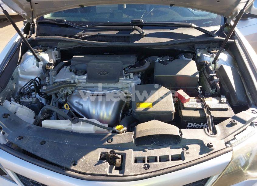 Photo 10 of 2014 Toyota Camry SE (VIN 4T1BF1FK9EU411320)