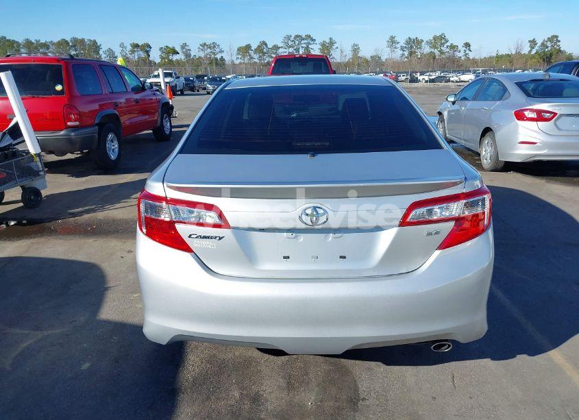 Photo 16 of 2014 Toyota Camry SE (VIN 4T1BF1FK9EU411320)