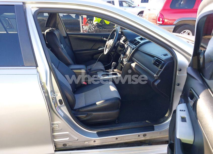 Photo 5 of 2014 Toyota Camry SE (VIN 4T1BF1FK9EU411320)