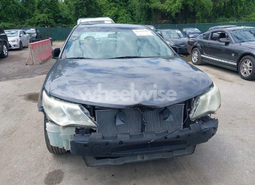 Photo 12 of 2014 Toyota Camry L/LE/SE/SE SPORT/XLE (VIN 4T1BF1FK9EU434595)