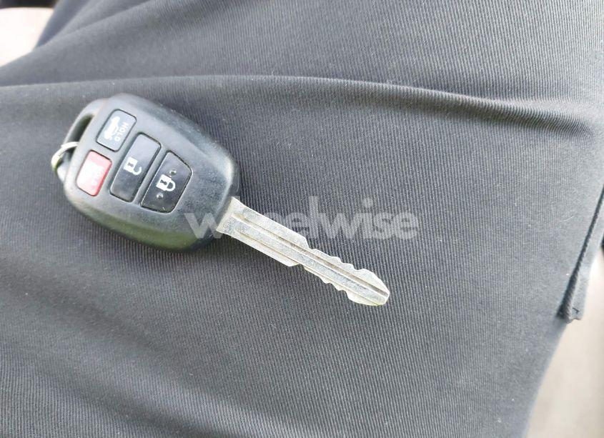 Photo 11 of 2014 Toyota Camry LE (VIN 4T1BF1FK9EU473171)