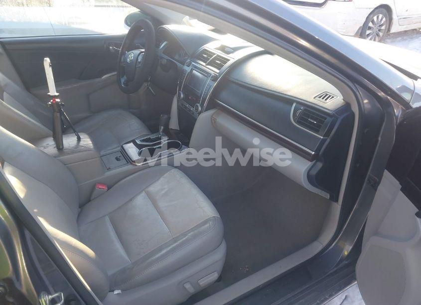 Photo 5 of 2014 Toyota Camry XLE (VIN 4T1BF1FK9EU727526)