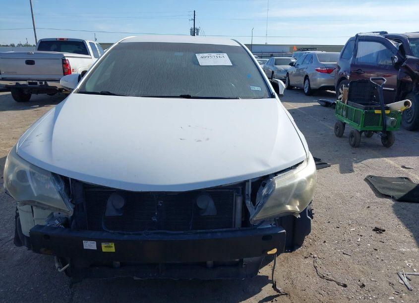 Photo 12 of 2014 Toyota Camry SE (VIN 4T1BF1FK9EU734377)