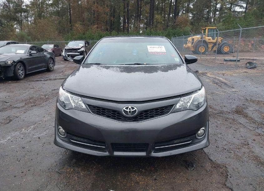 Photo 12 of 2014 Toyota Camry SE SPORT (VIN 4T1BF1FK9EU742236)