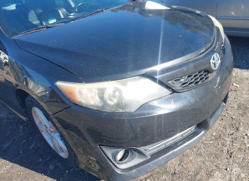 Photo 21 of 2014 Toyota Camry SE (VIN 4T1BF1FK9EU748067)