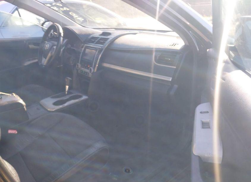 Photo 5 of 2014 Toyota Camry SE (VIN 4T1BF1FK9EU748067)