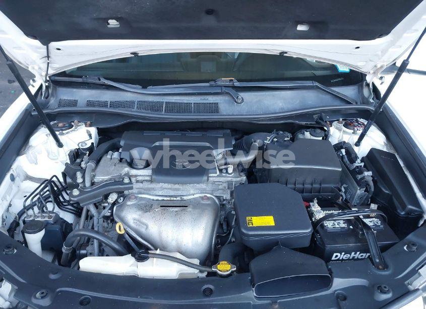 Photo 10 of 2014 Toyota Camry SE (VIN 4T1BF1FK9EU749719)