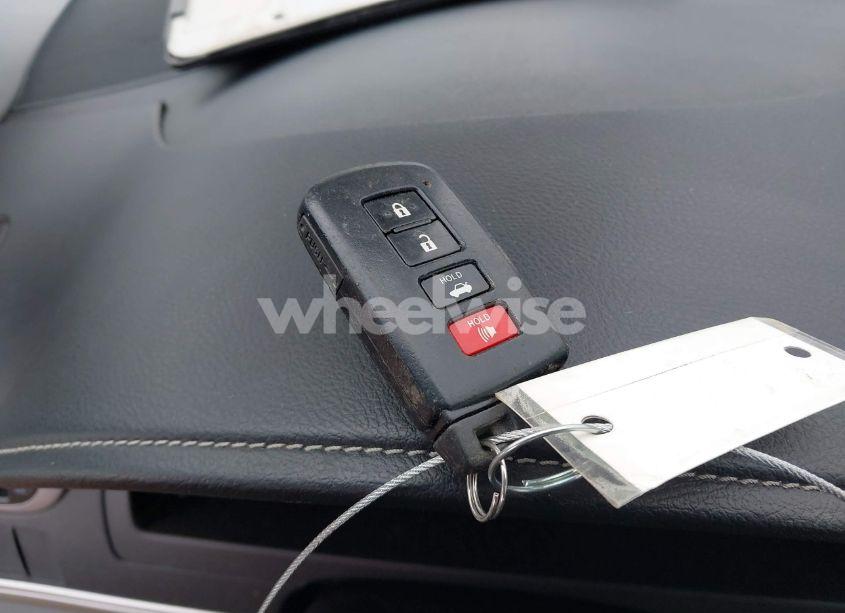 Photo 11 of 2014 Toyota Camry SE (VIN 4T1BF1FK9EU750076)