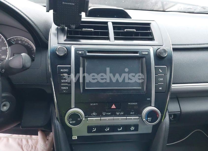 Photo 17 of 2014 Toyota Camry SE (VIN 4T1BF1FK9EU761191)