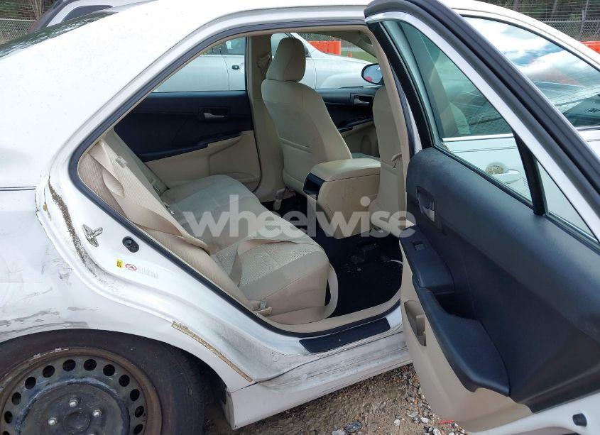 Photo 8 of 2014 Toyota Camry L (VIN 4T1BF1FK9EU763572)