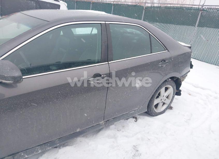 Photo 14 of 2014 Toyota Camry SE (VIN 4T1BF1FK9EU764253)