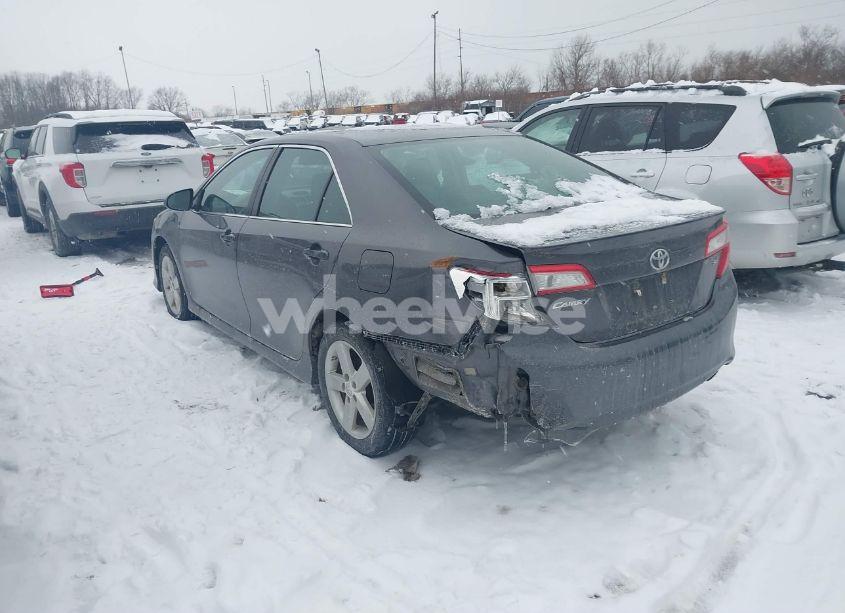 Photo 3 of 2014 Toyota Camry SE (VIN 4T1BF1FK9EU764253)