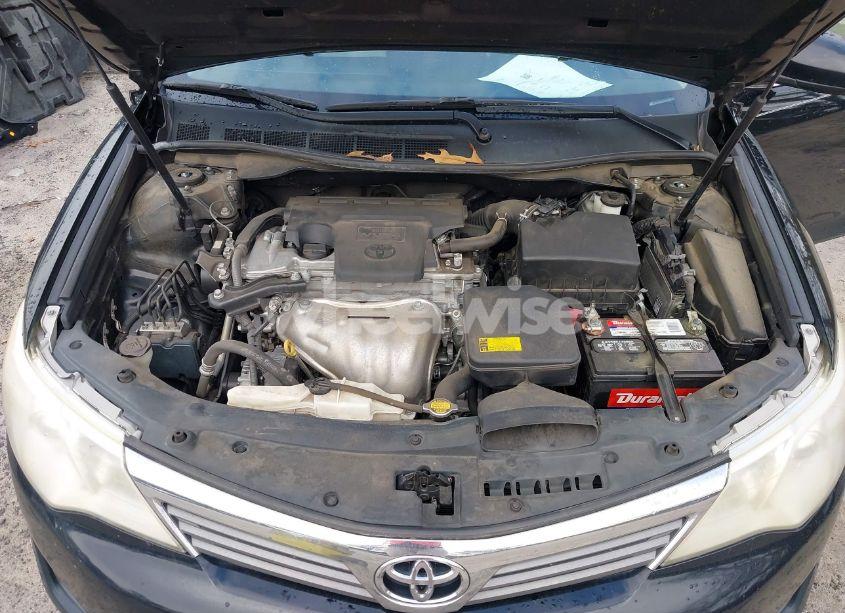 Photo 10 of 2014 Toyota Camry L (VIN 4T1BF1FK9EU765225)