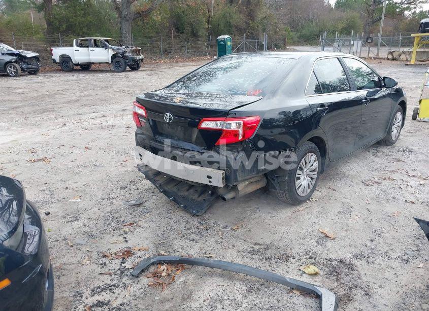 Photo 4 of 2014 Toyota Camry L (VIN 4T1BF1FK9EU765225)