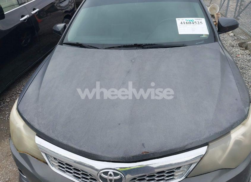 Photo 10 of 2014 Toyota Camry SE (VIN 4T1BF1FK9EU769002)