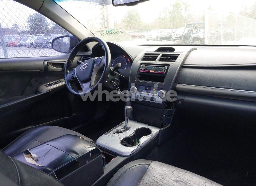 Photo 5 of 2014 Toyota Camry SE (VIN 4T1BF1FK9EU769002)