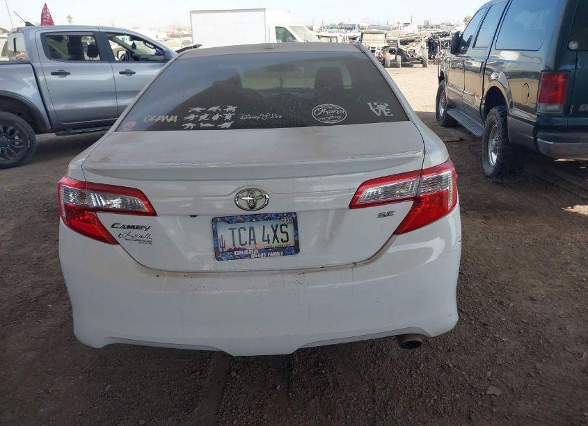 Photo 16 of 2014 Toyota Camry SE (VIN 4T1BF1FK9EU774071)