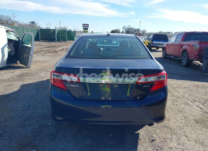 Photo 17 of 2014 Toyota Camry XLE (VIN 4T1BF1FK9EU778797)