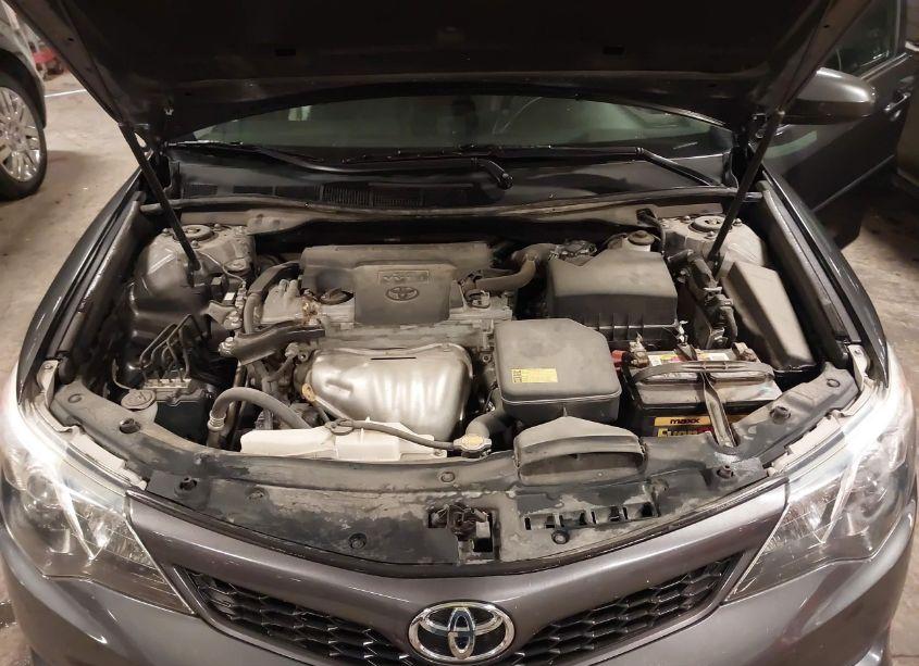 Photo 10 of 2014 Toyota Camry SE (VIN 4T1BF1FK9EU784163)