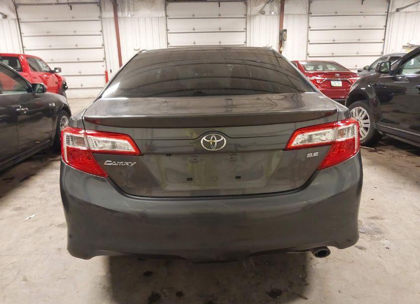 Photo 16 of 2014 Toyota Camry SE (VIN 4T1BF1FK9EU784163)