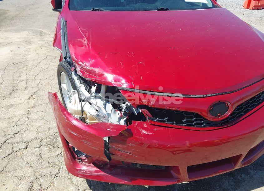 Photo 17 of 2014 Toyota Camry SE (VIN 4T1BF1FK9EU785877)